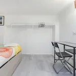 Rent 1 bedroom apartment in Milan