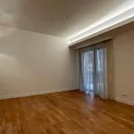 Rent 4 bedroom apartment of 200 m² in Bucharest