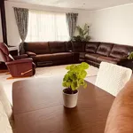 Rent 4 bedroom house in Wellington