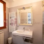 Rent 4 bedroom apartment of 19 m² in Roma