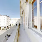 Affitto 4 camera appartamento di 182 m² in Trieste