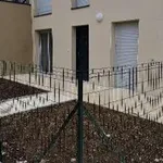 Appartement de 55 m² avec 3 chambre(s) en location à Ternay