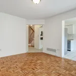 Appartement de 2378 m² avec 3 chambre(s) en location à Richmond Hill (Langstaff)