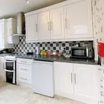 Rent 3 bedroom flat in West Midlands