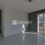 Rent 4 bedroom house of 77 m² in Perpignan