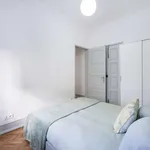 Rent a room in lisbon