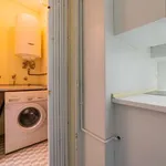 Rent a room of 150 m² in valencia