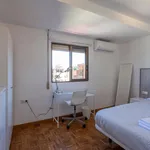 Alquilar 10 dormitorio apartamento en Valencia