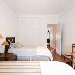 Rent 4 bedroom apartment in Lisbon