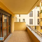 Rent 3 bedroom apartment of 90 m² in Milan