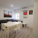 Rent 4 bedroom apartment of 80 m² in Madrid