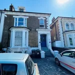 Rent 2 bedroom house in South East England