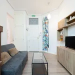 Rent 2 bedroom apartment of 40 m² in Madrid