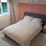 Rent 3 bedroom flat in West Midlands