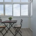 Rent 3 bedroom apartment of 70 m² in Madrid