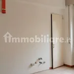 Affitto 4 camera appartamento di 150 m² in Vicenza