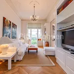 Miete 3 Schlafzimmer wohnung von 107 m² in Hamburg