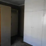 Rent 1 bedroom apartment in Johannesburg