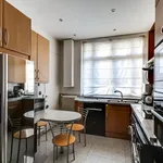 Appartement de 1615 m² avec 3 chambre(s) en location à Paris