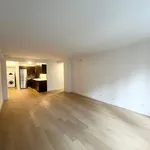 Rent 2 bedroom apartment in Manhattan