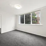 Rent 1 bedroom apartment in Melbourne