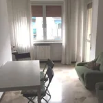 Rent 3 bedroom apartment of 100 m² in Milan