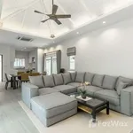 Rent 3 bedroom house of 400 m² in Phuket