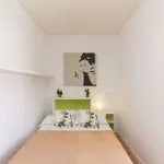 Rent 1 bedroom apartment of 1 m² in madrid