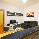 Rent a room of 120 m² in madrid