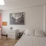 Alquilar 5 dormitorio apartamento en Valencia