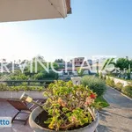 Rent 6 bedroom house of 360 m² in Rome