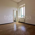 Rent 4 bedroom apartment of 137 m² in Genova