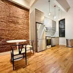 Rent 4 bedroom apartment in Bushwick