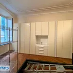 Rent 4 bedroom apartment of 120 m² in Genoa