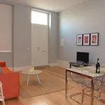 Rent 2 bedroom apartment in Porto