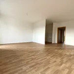 Miete 3 Schlafzimmer wohnung von 70 m² in Helbersdorf