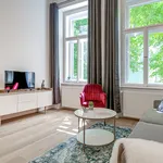 Pronajměte si 1 ložnic/e byt o rozloze 61 m² v Prague