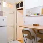 Rent 2 bedroom apartment of 50 m² in lisbon