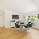 Rent 4 bedroom house in Surrey