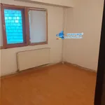 Rent 3 bedroom apartment of 50 m² in Pitești