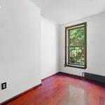 Rent 3 bedroom house in Brooklyn