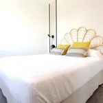 Rent 2 bedroom apartment of 786 m² in Córdoba