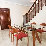 Rent 4 bedroom apartment in Seville