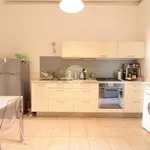 Rent 3 bedroom apartment of 90 m² in Verona