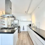 Rent 4 bedroom apartment of 170 m² in Geuzenbuurt