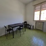 Camera di 110 m² a Modena