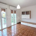 Rent 3 bedroom apartment of 68 m² in Mira