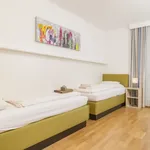 Miete 3 Schlafzimmer wohnung von 78 m² in Vienna