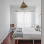 Rent 3 bedroom apartment in Lisbon