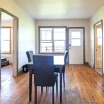 Rent 5 bedroom apartment in Sherbrooke